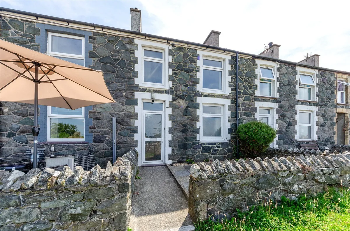 Groeslon, Caernarfon, Gwynedd, LL54