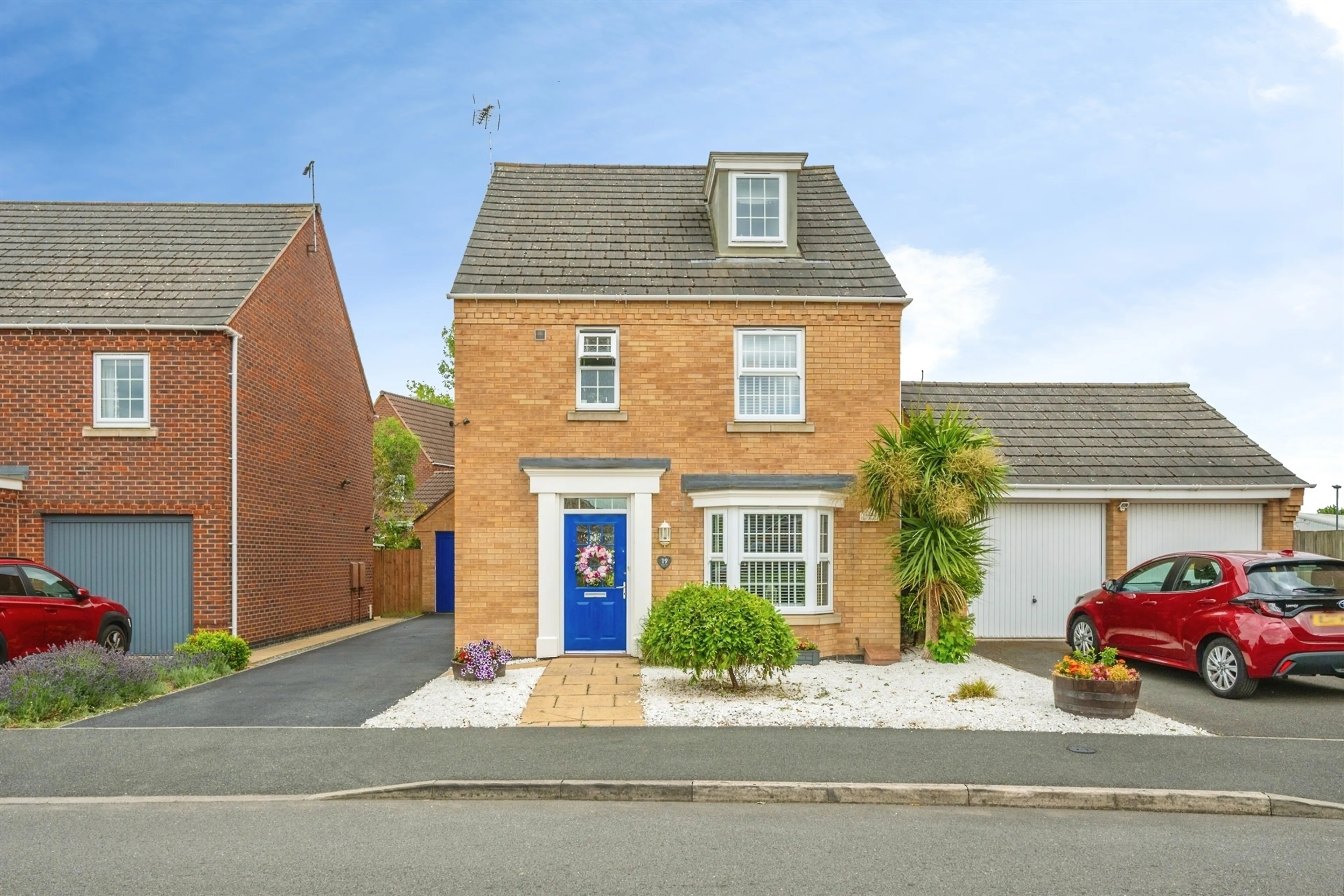 Property photo 0