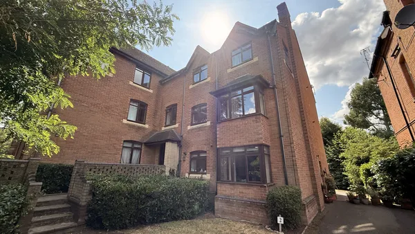 Buckland Lodge, Leamington Spa