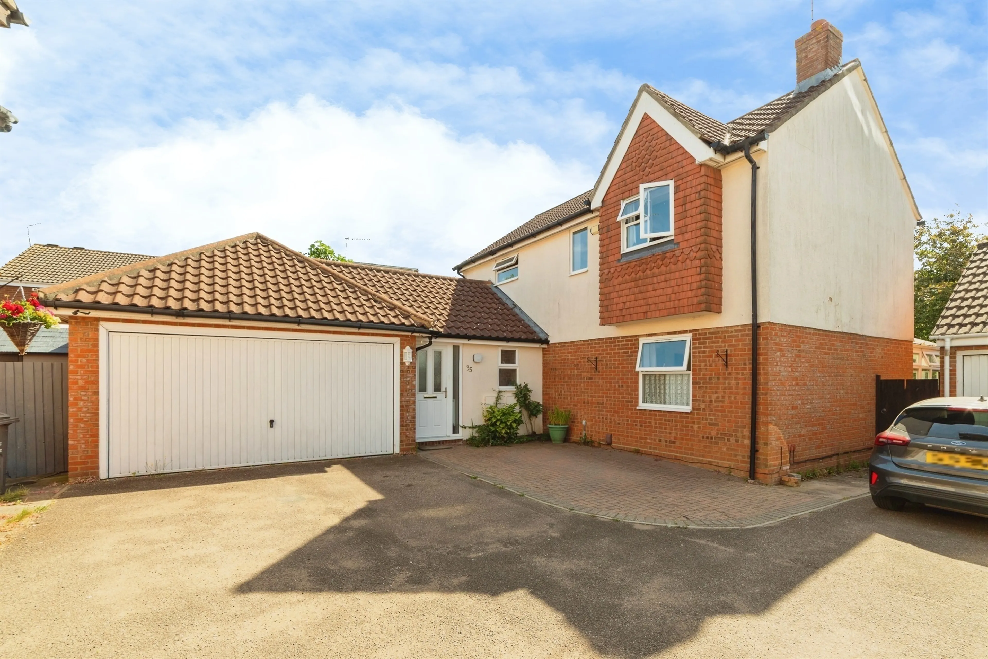 Property photo 0