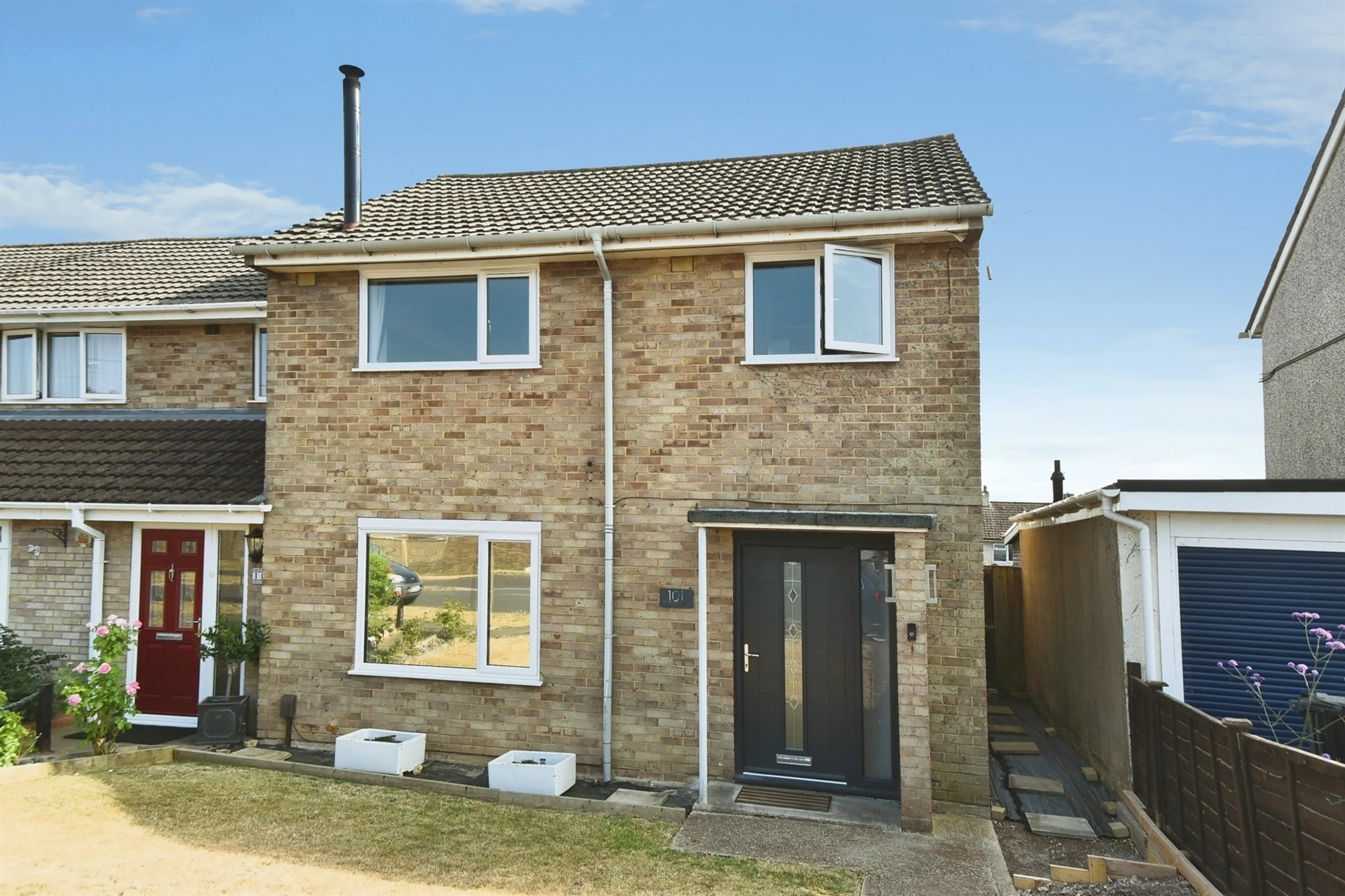 Property photo 0