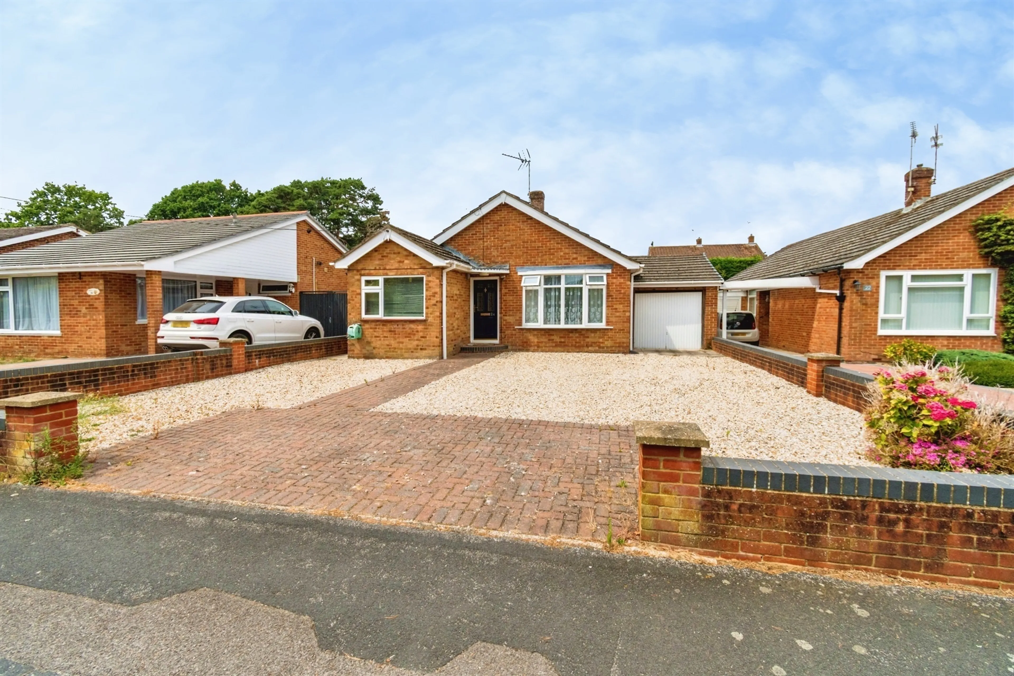Property at Crescent Road, North Baddesley, Southampton