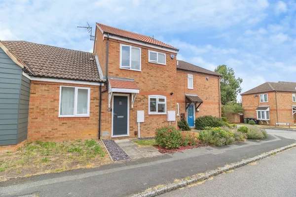 Quinton Drive, Bradwell, Milton Keyne...