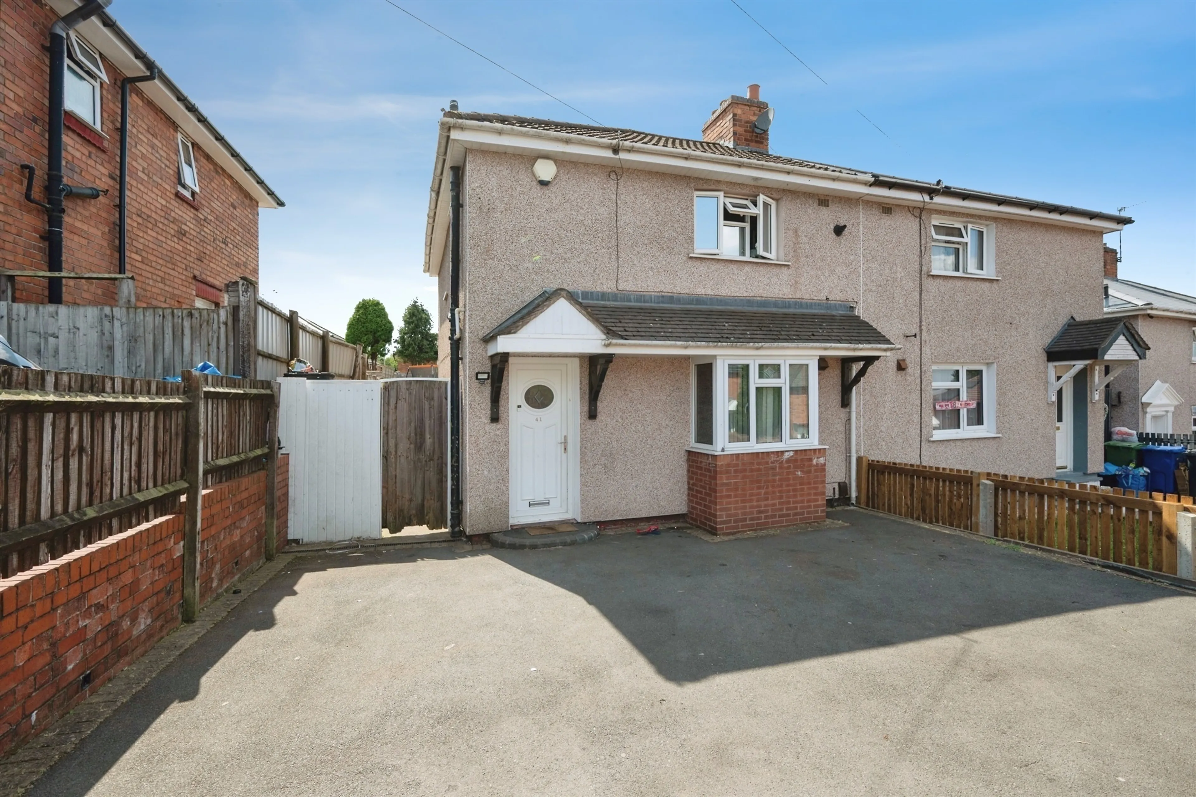 Property photo 0