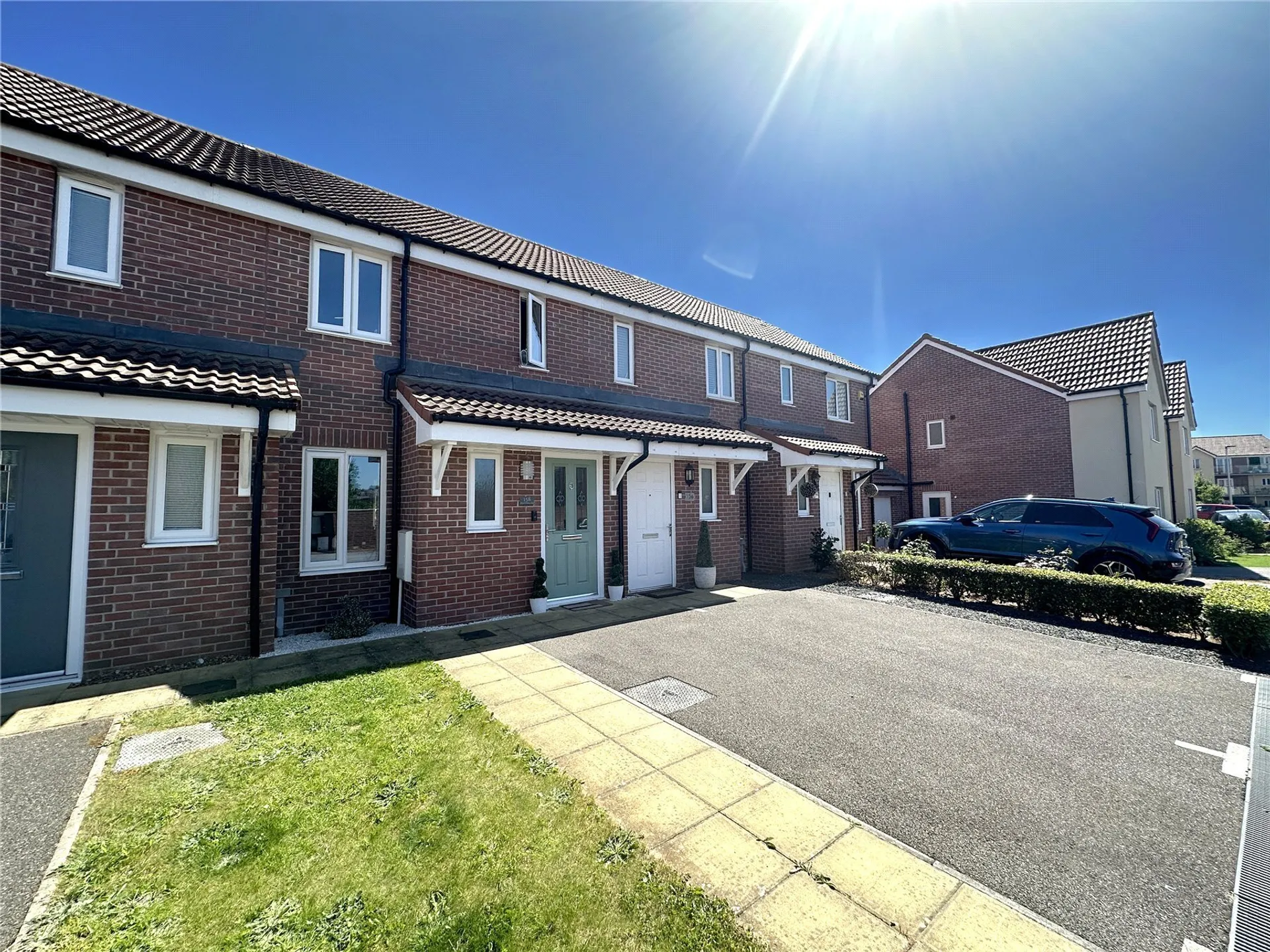 Property photo top 0