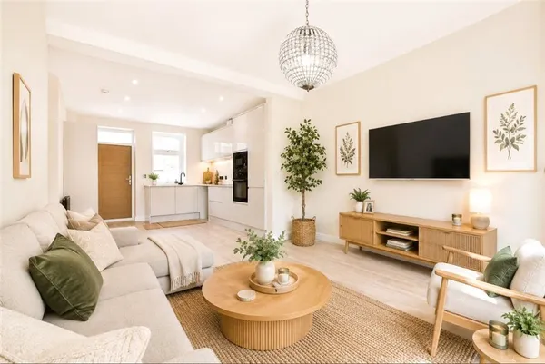 Gladville Drive, Cheadle, Cheshire, SK8