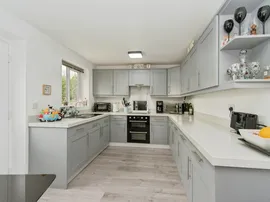 Whitwell Drive, Streethouse, Pontefract thumb 2