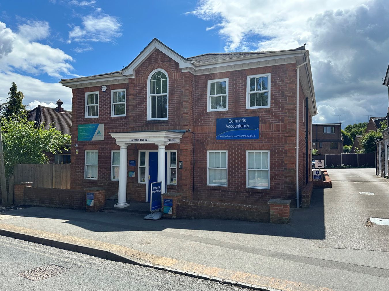 Forest Road, Binfield, RG42 Image 1