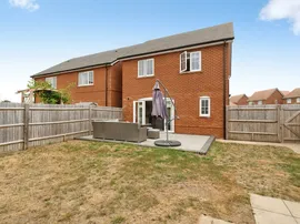 Roemead Drive, Yapton, Arundel thumb 2