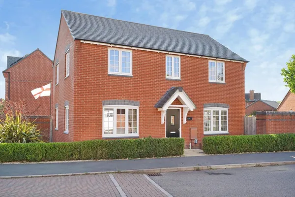 Mill Hill Wood Way, IBSTOCK, Leiceste...