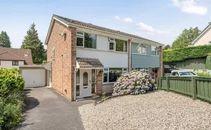 Keyberry Close, Newton Abbot, Devon, TQ12 photo