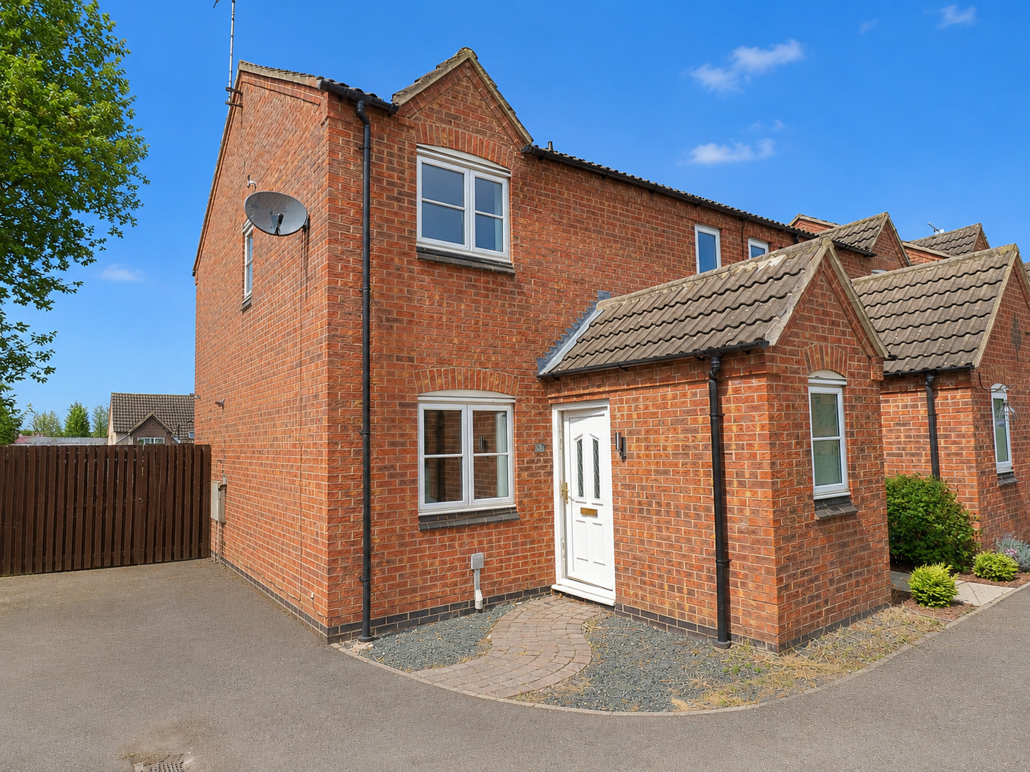 Anchor Close, Swadlincote Image 1