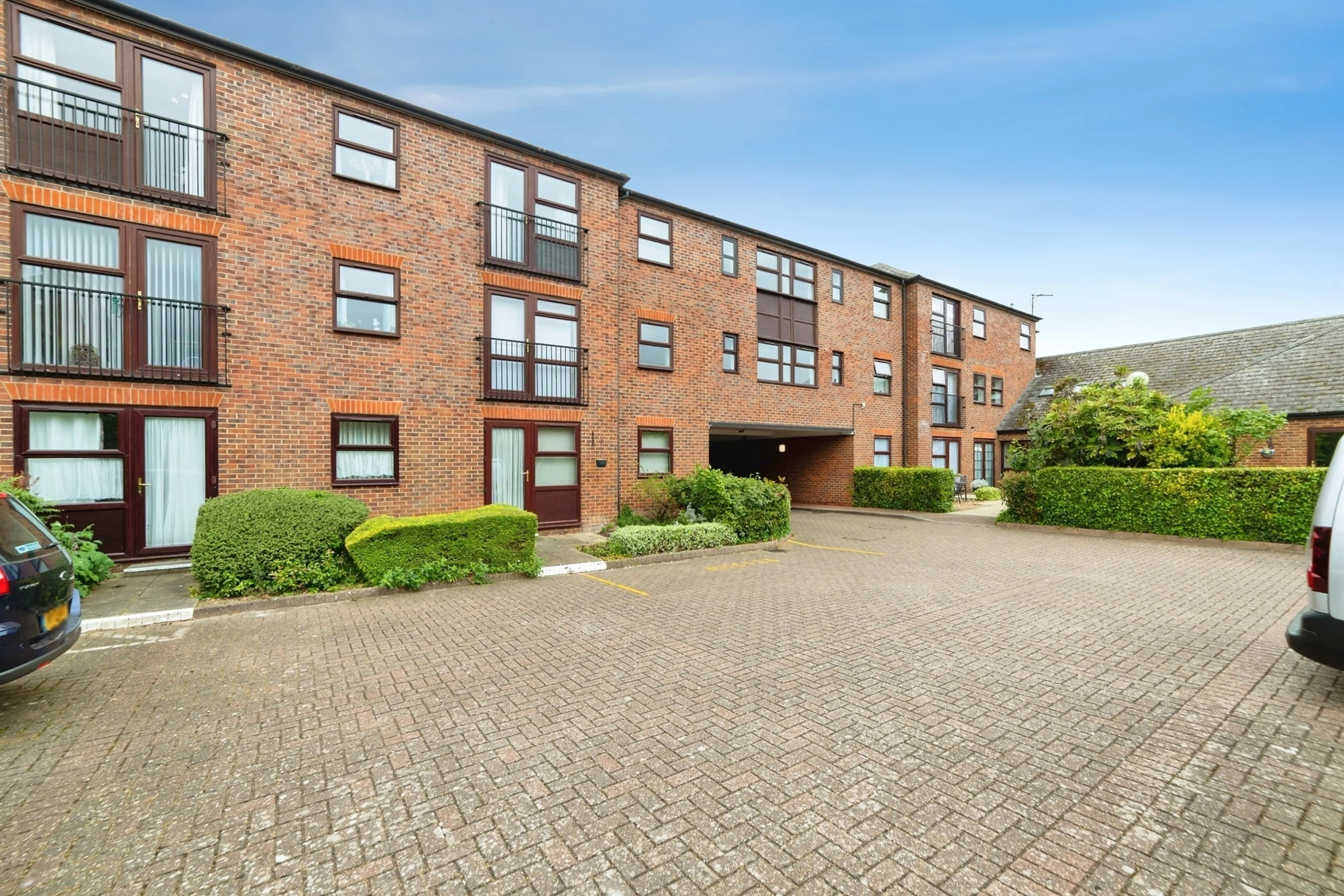 Property photo 0