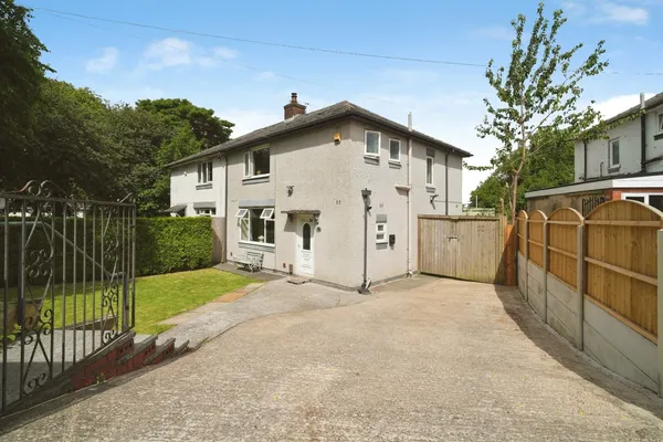 Gainsborough Avenue, Burnley, Lancash...