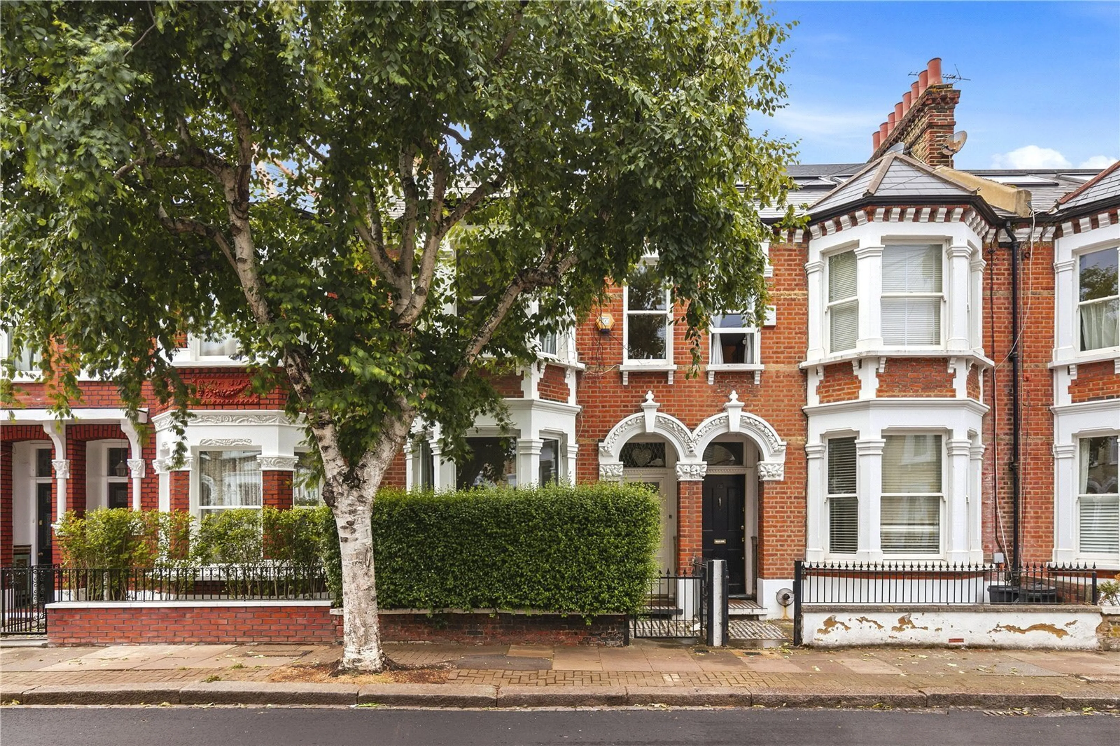 Property at Stormont Road, London, SW11