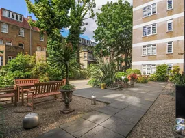 Old Brompton Road, Earls Court photo