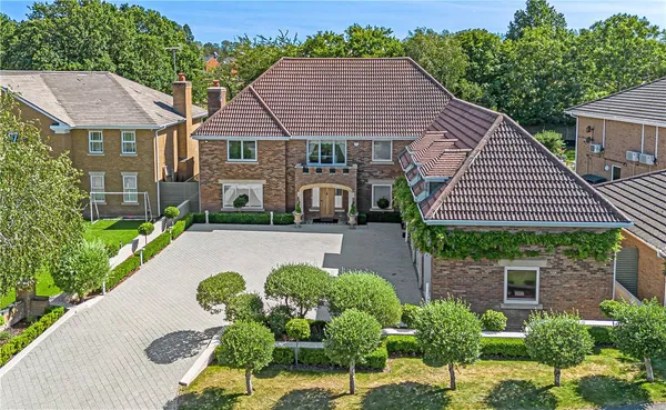 Turnberry Lane, Collingtree Park, NN4 photo 1