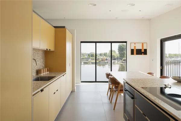 Surlingham, Norwich, NR14 photo 9
