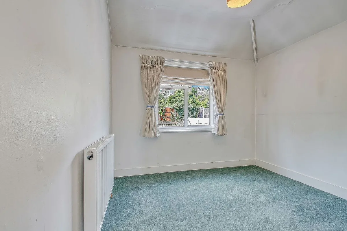 Dollis Hill Avenue, London, NW2