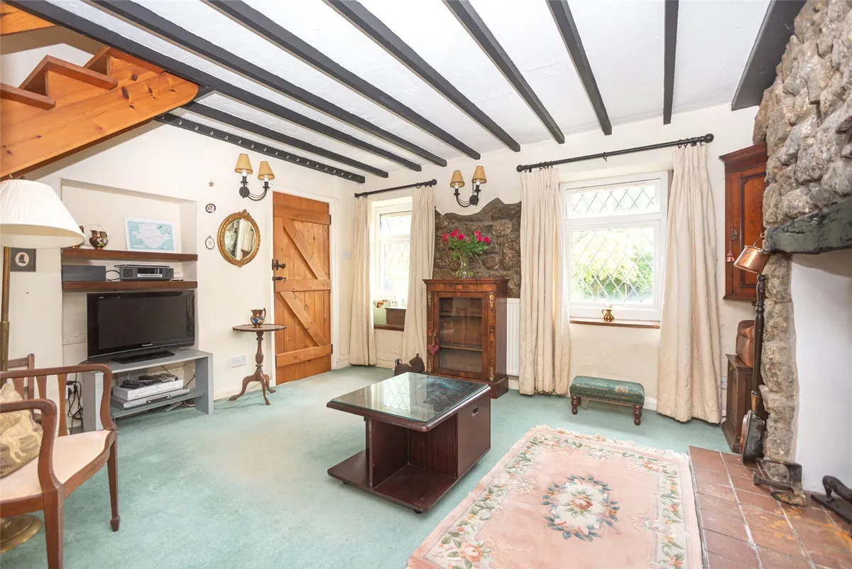 Llanbedrgoch, Isle of Anglesey, LL76