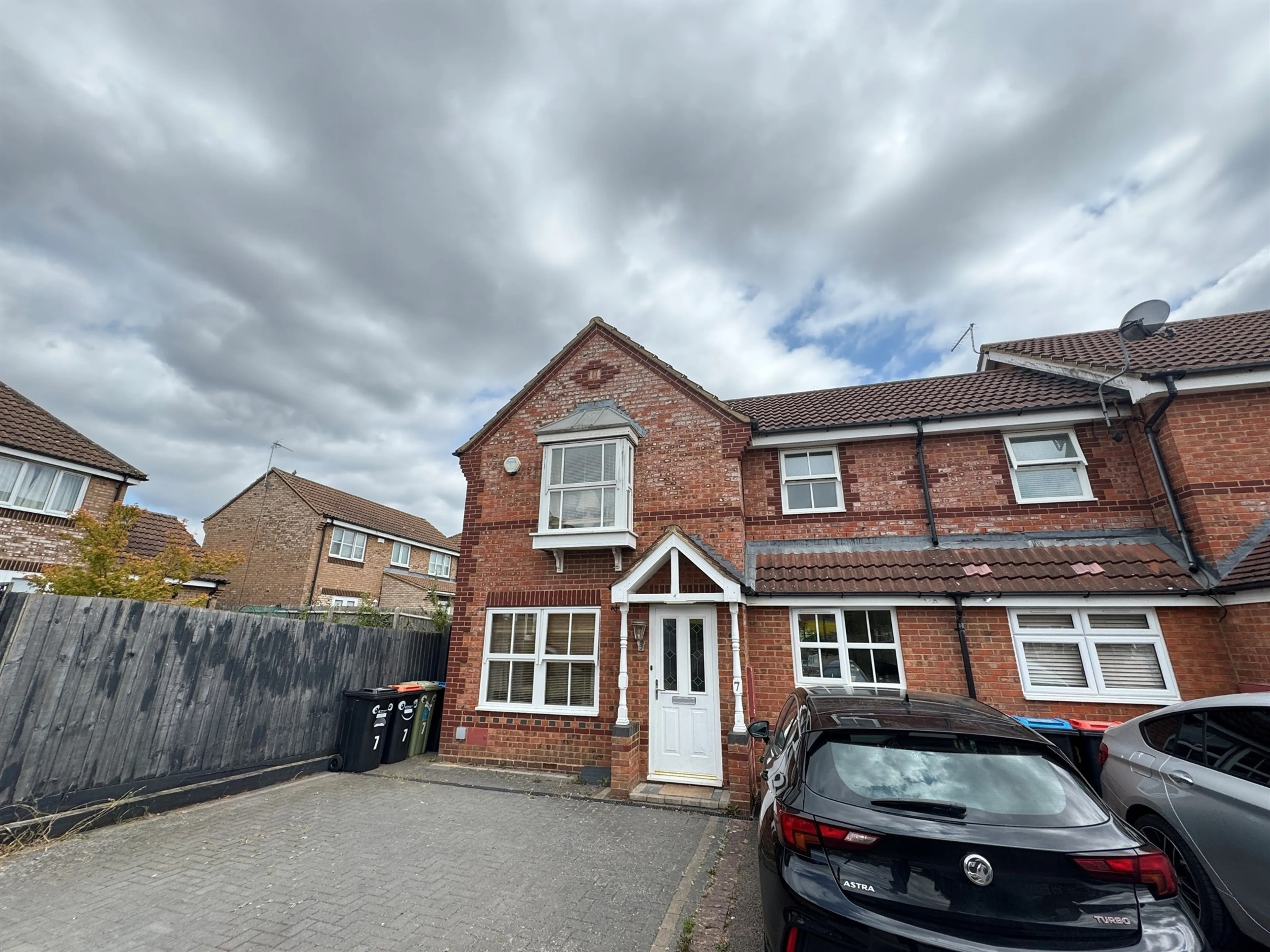 Property photo 0