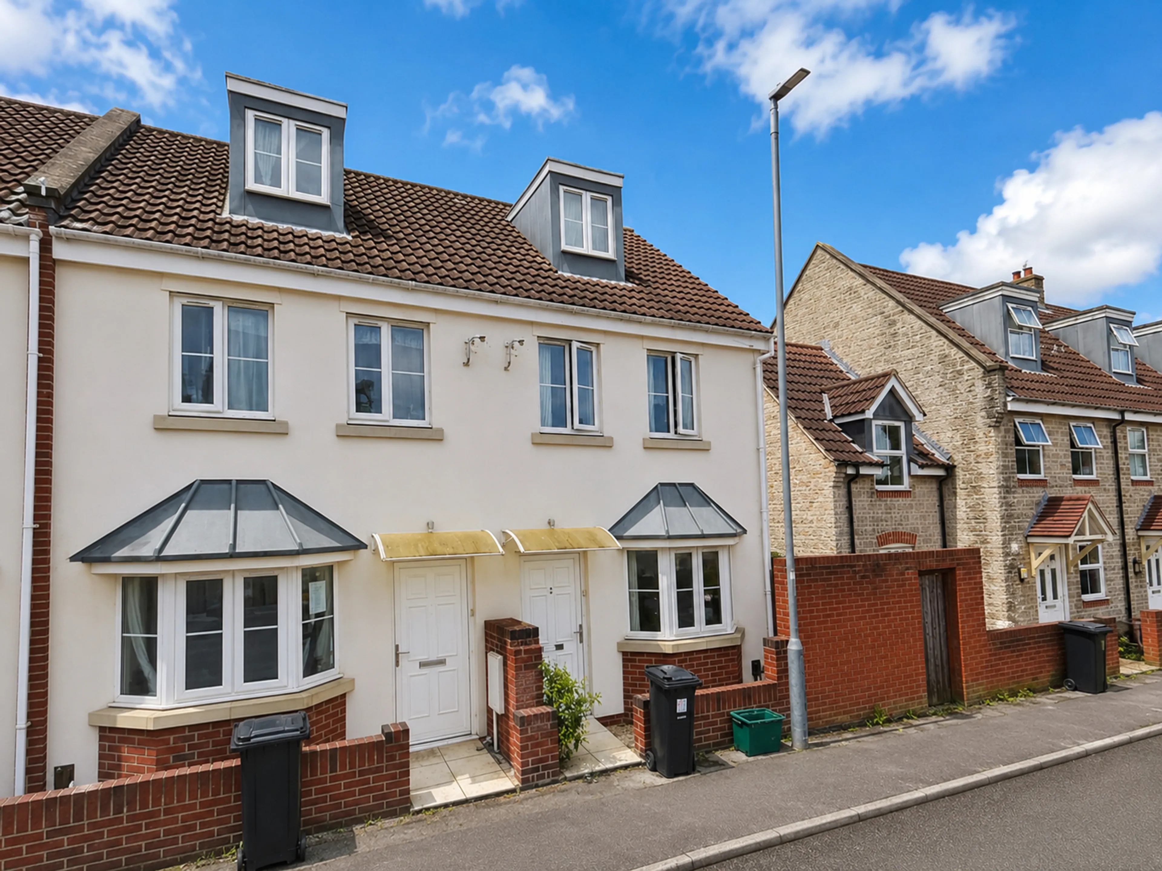 Property photo 0