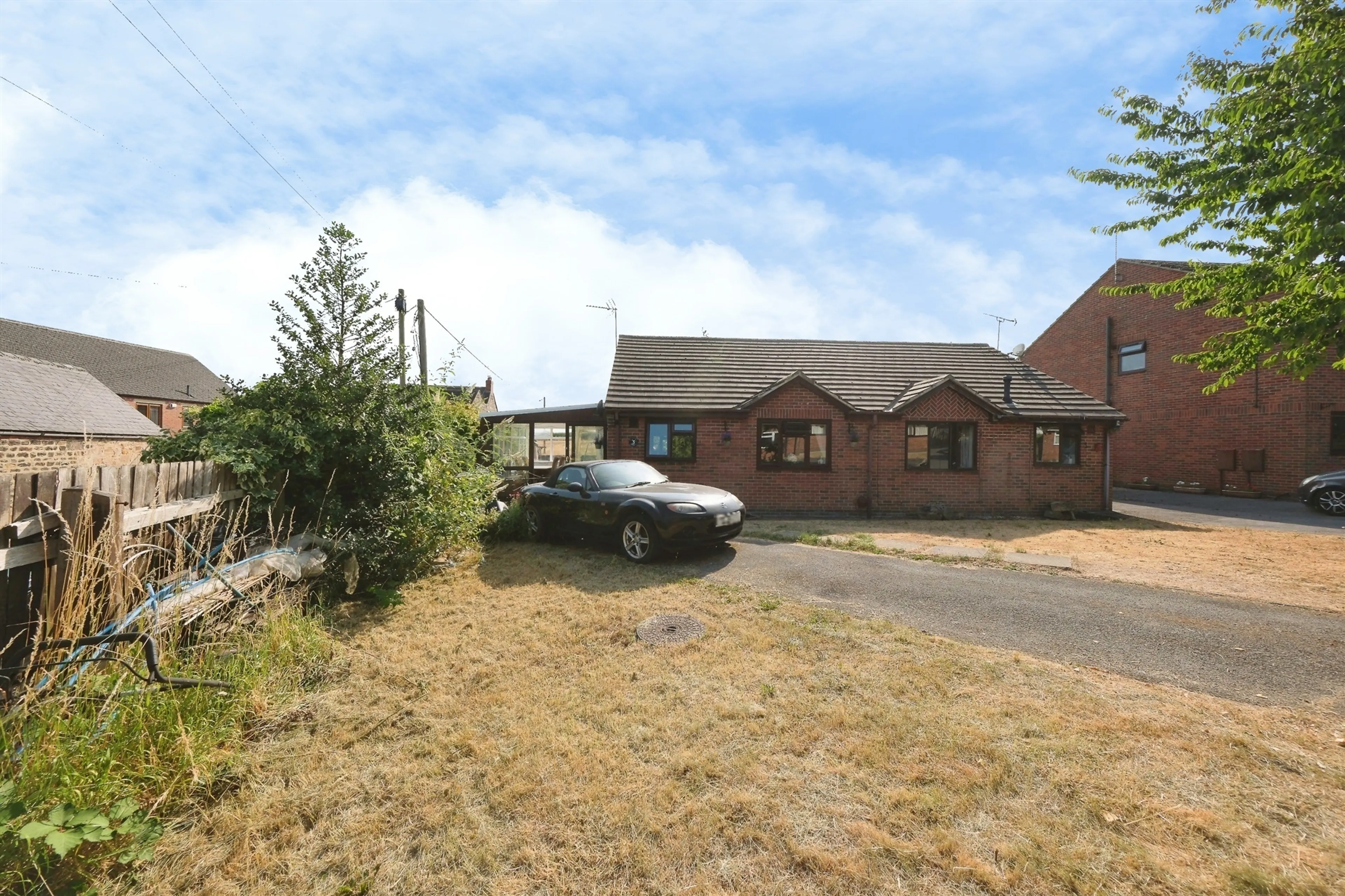 Property photo 0