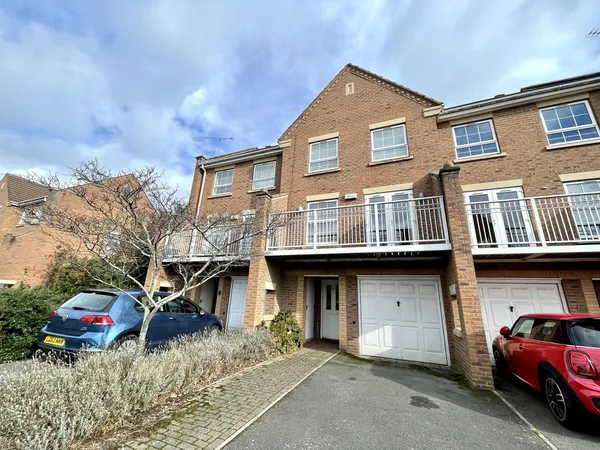 Gillquart Way, Coventry, CV1