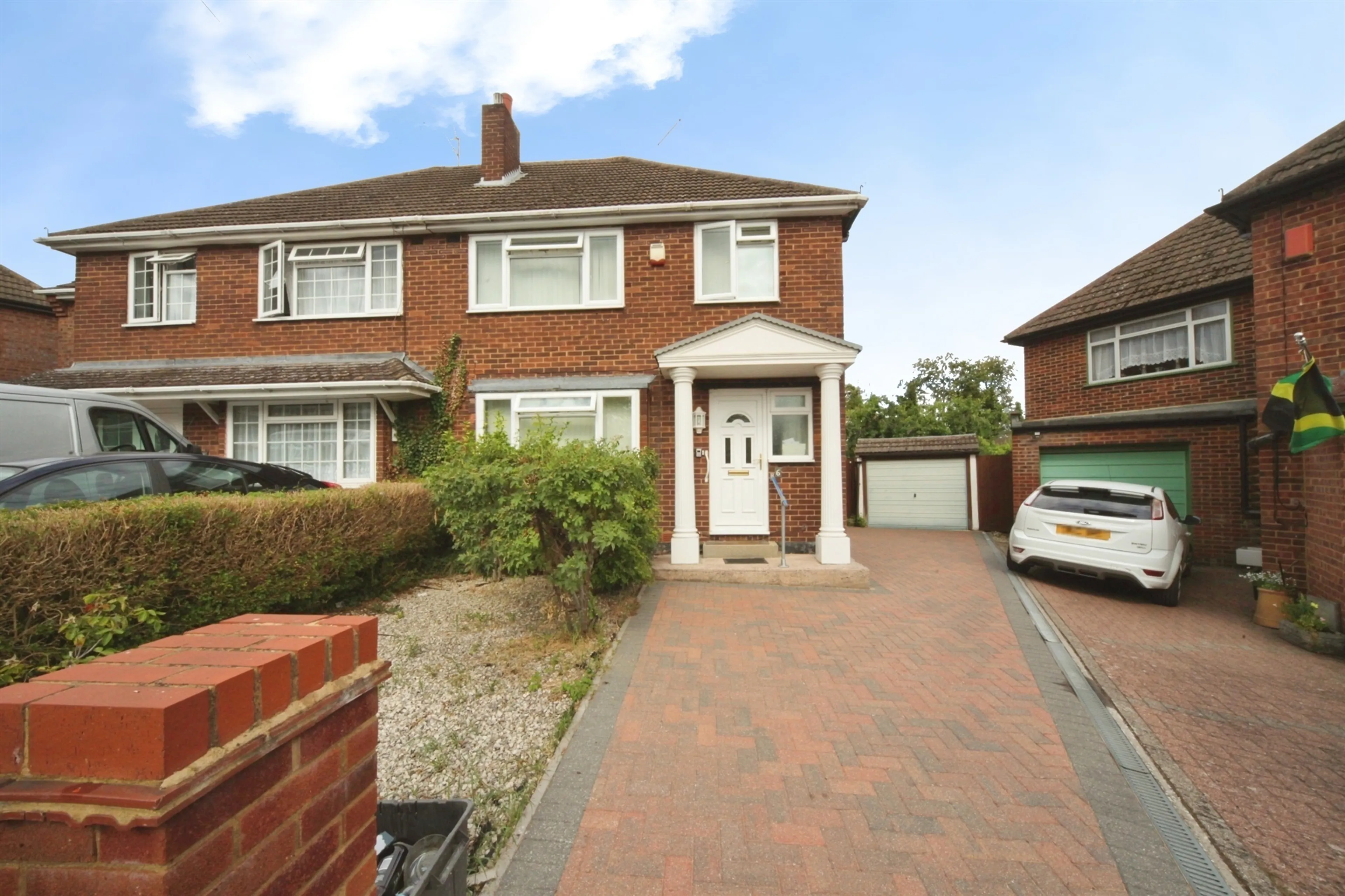 Property photo 0
