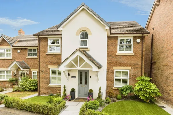 Bryn Y Groes, Gresford, Wrexham, LL12