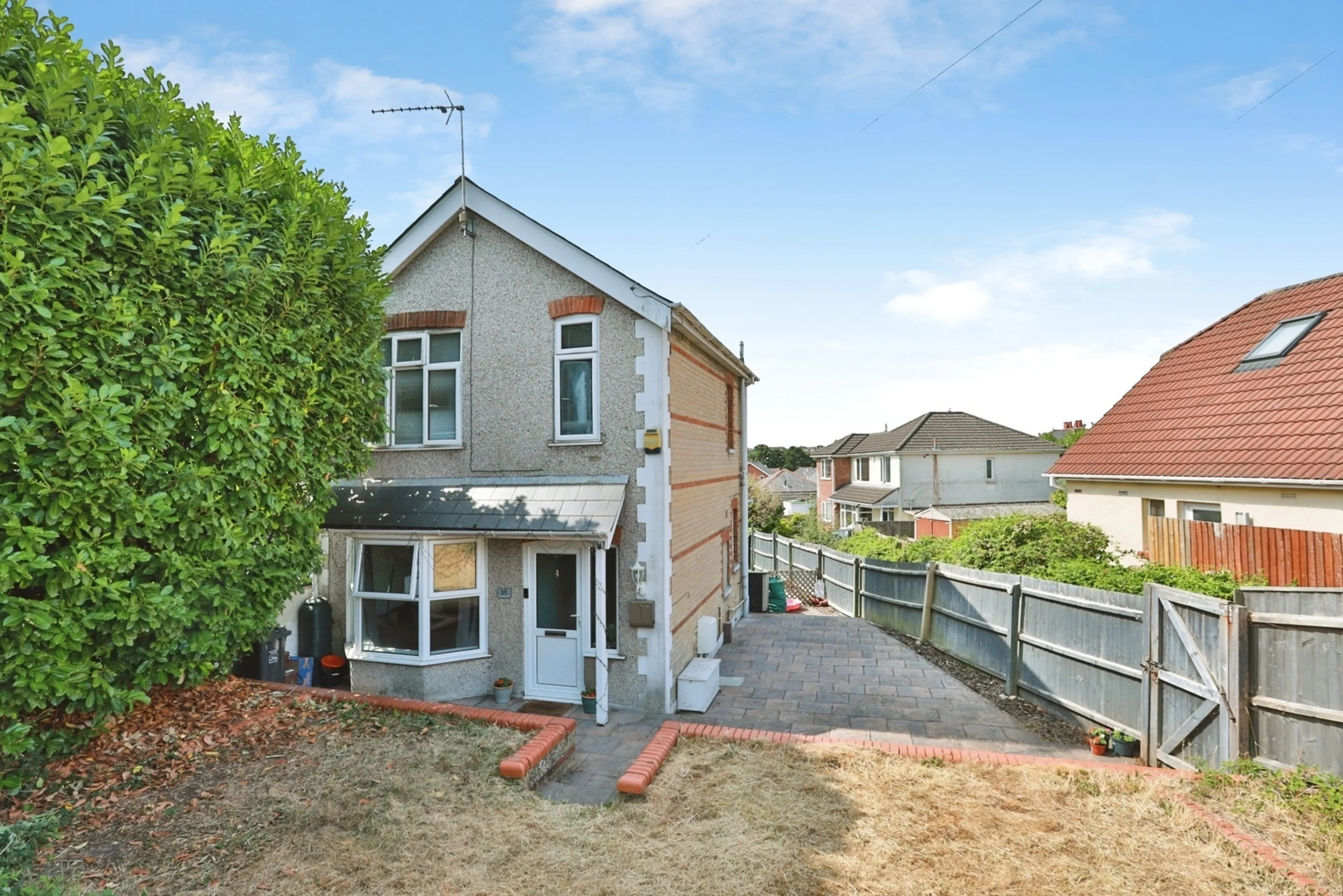 Property photo 0
