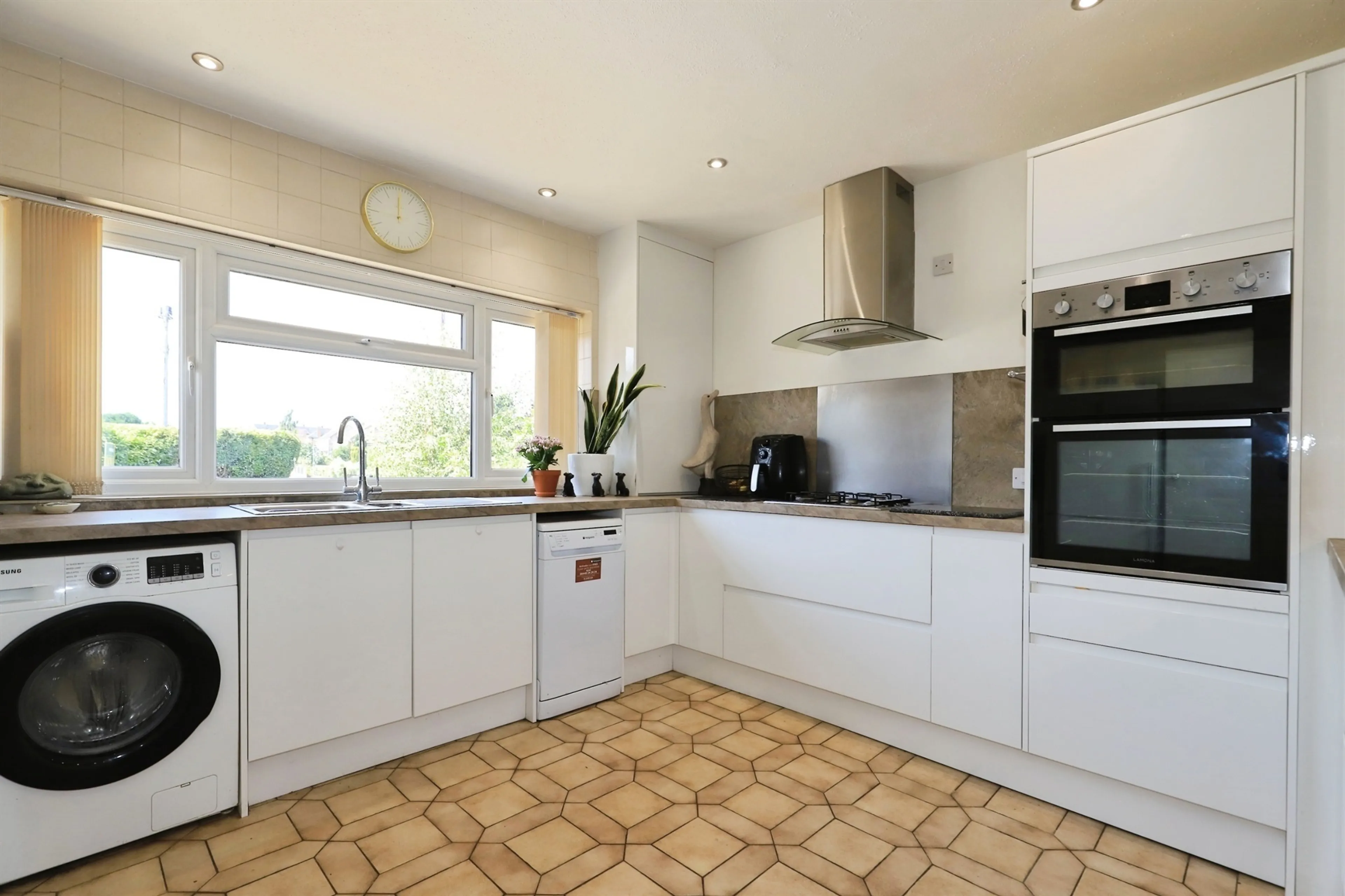 Property at St. Johns Avenue, Kidderminster