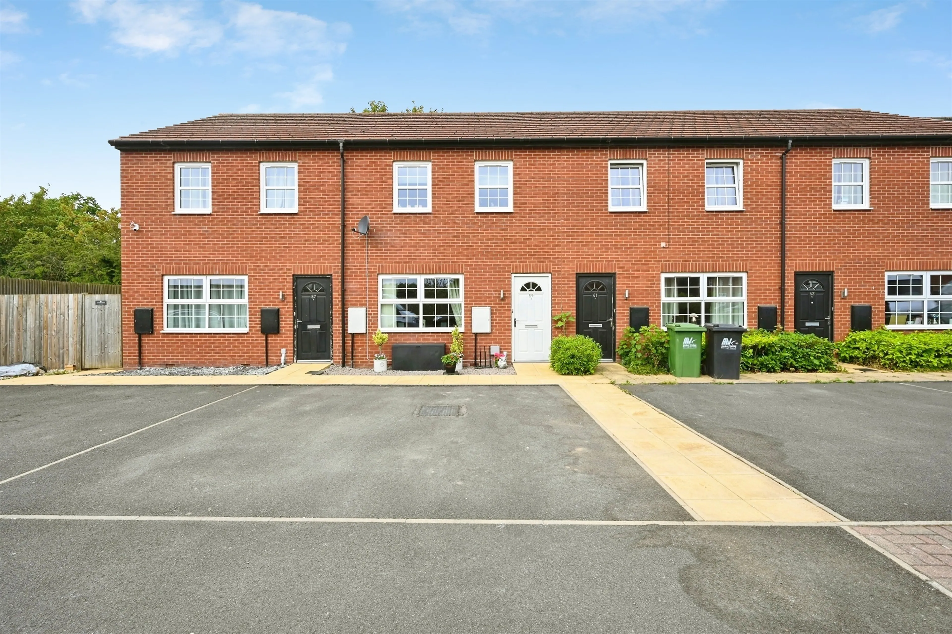 Property photo 0
