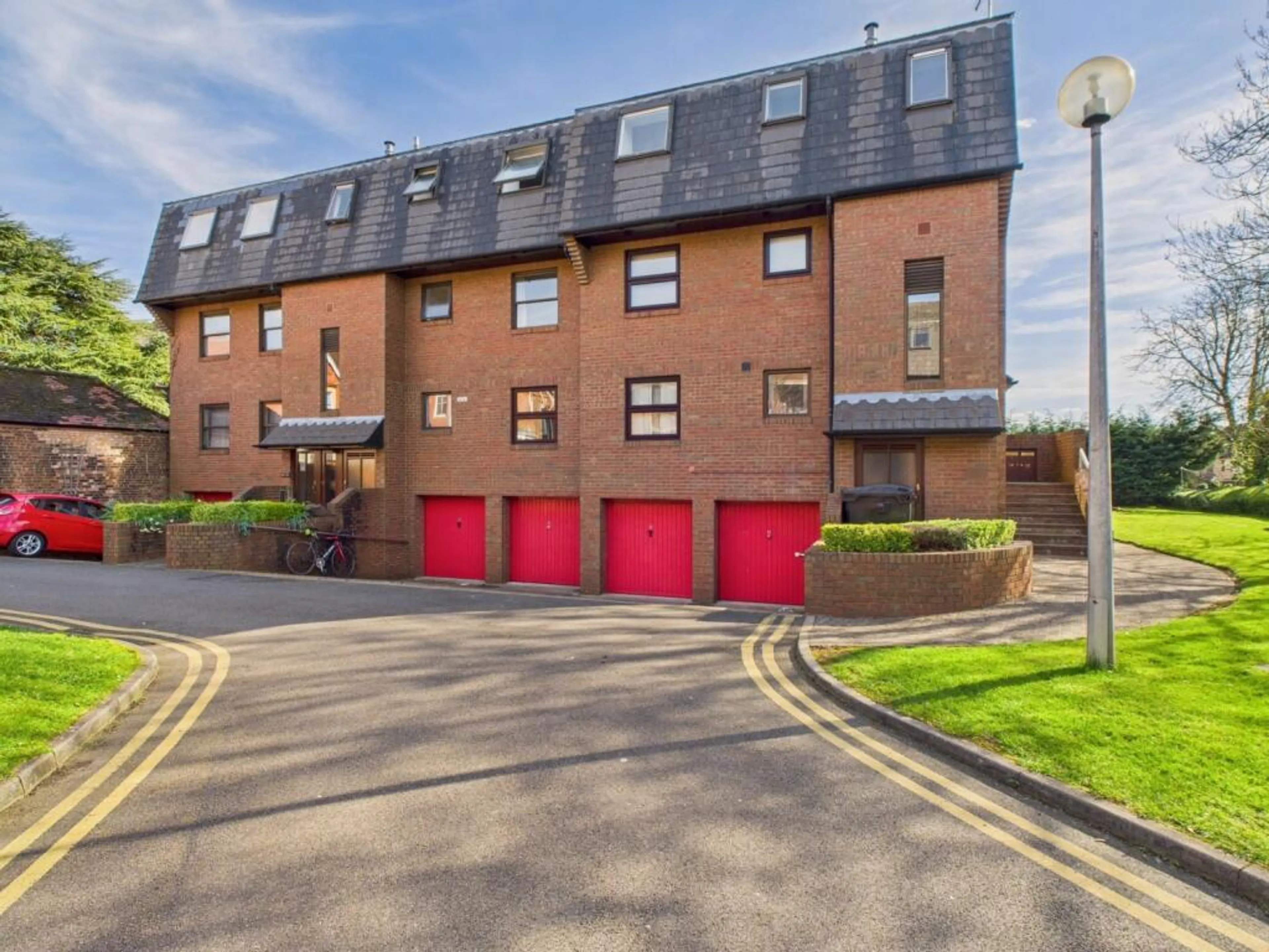 Property photo 0