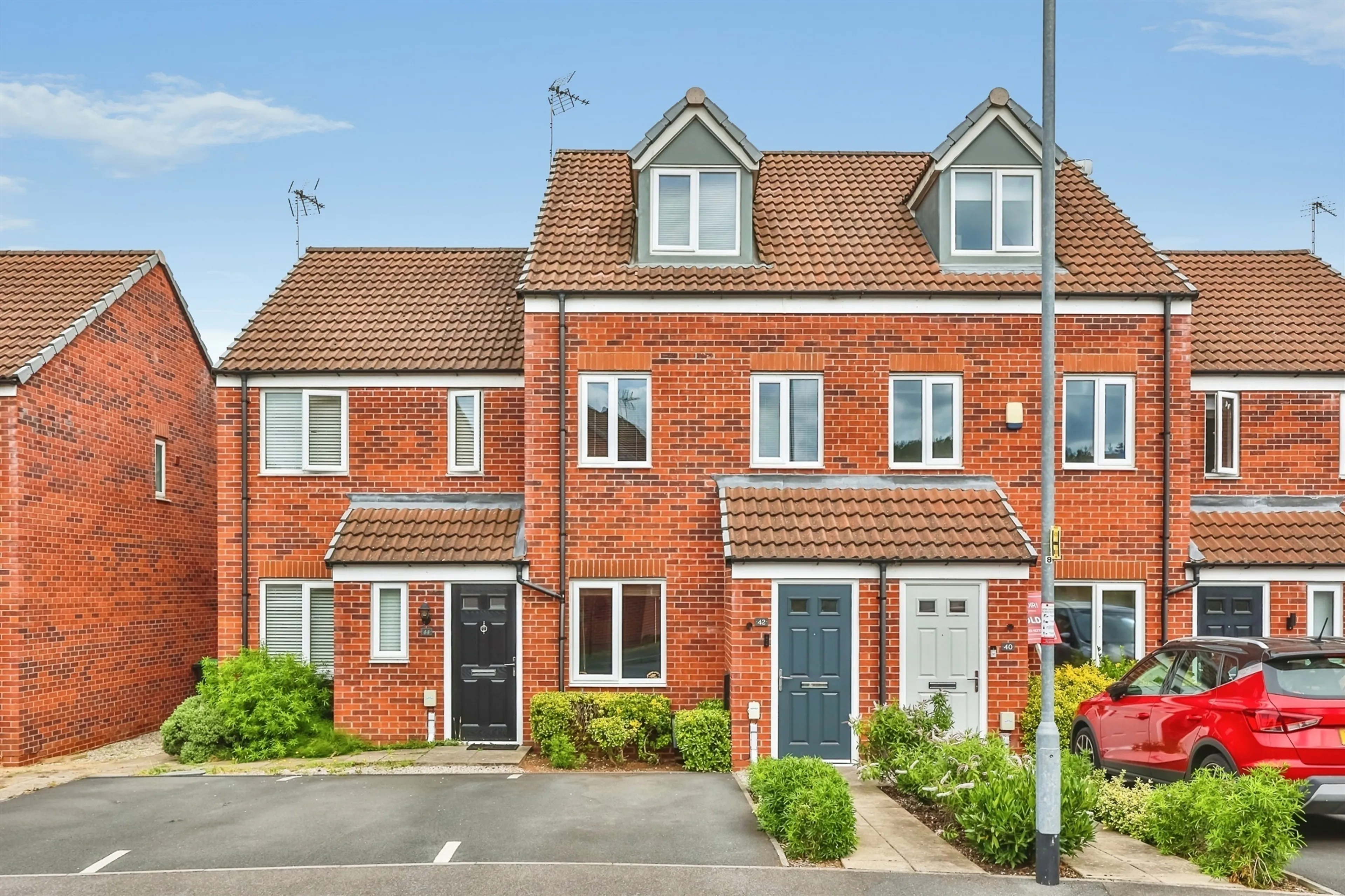 Property photo 0