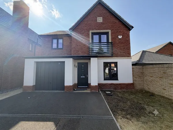 Keighley Close, MK10 9WP