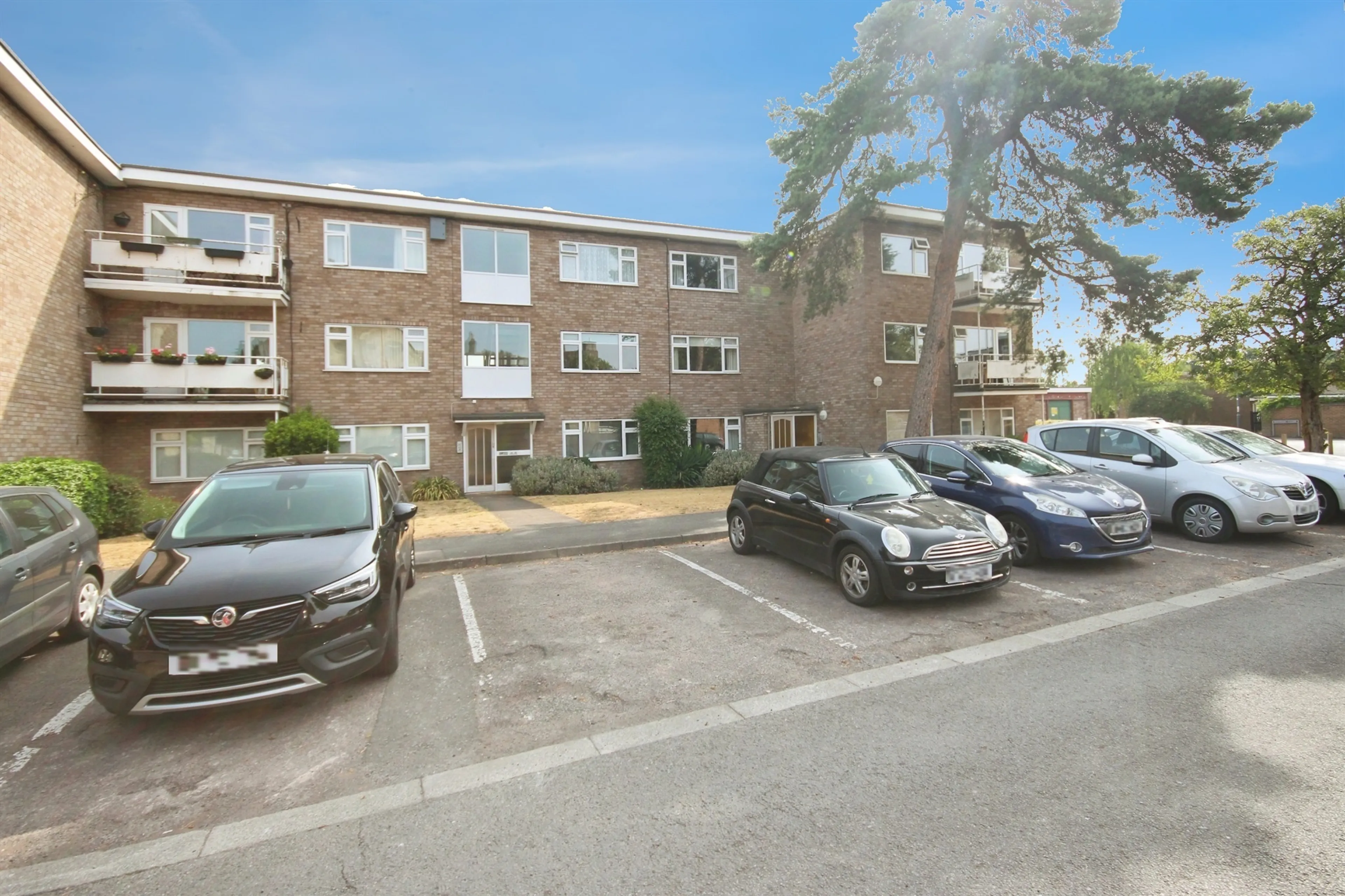 Property photo 0