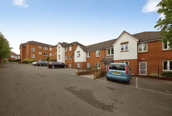Austen Court, N21