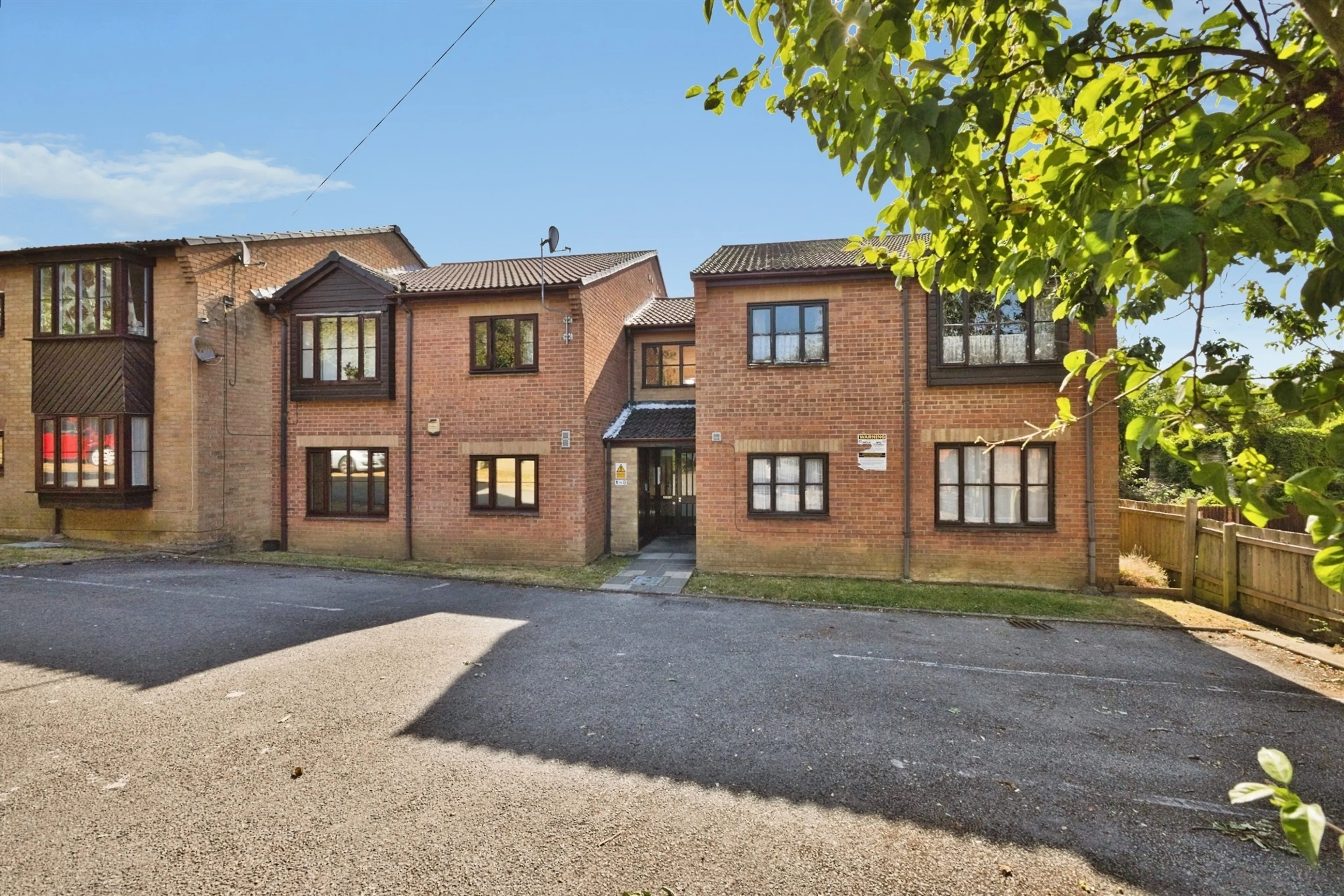 Property photo 0