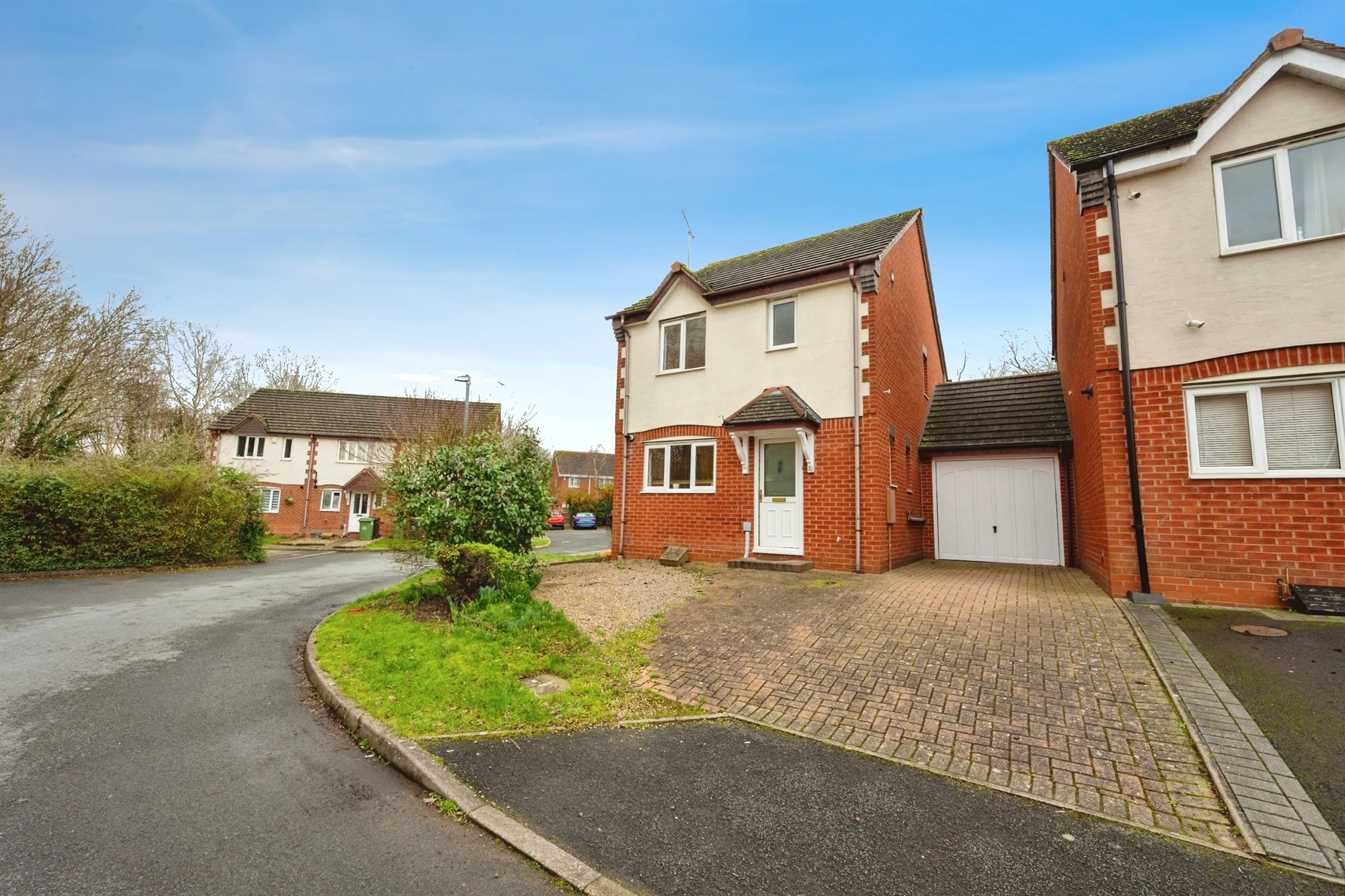 Property photo 0