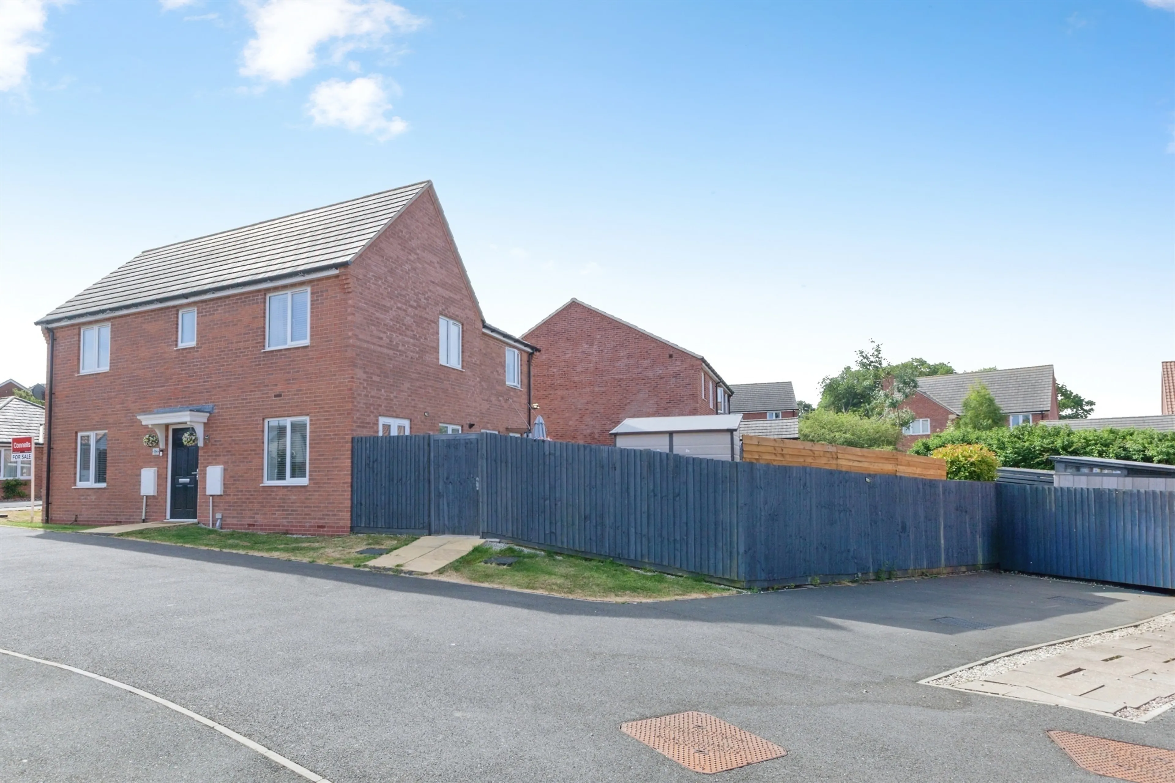 Property photo 0