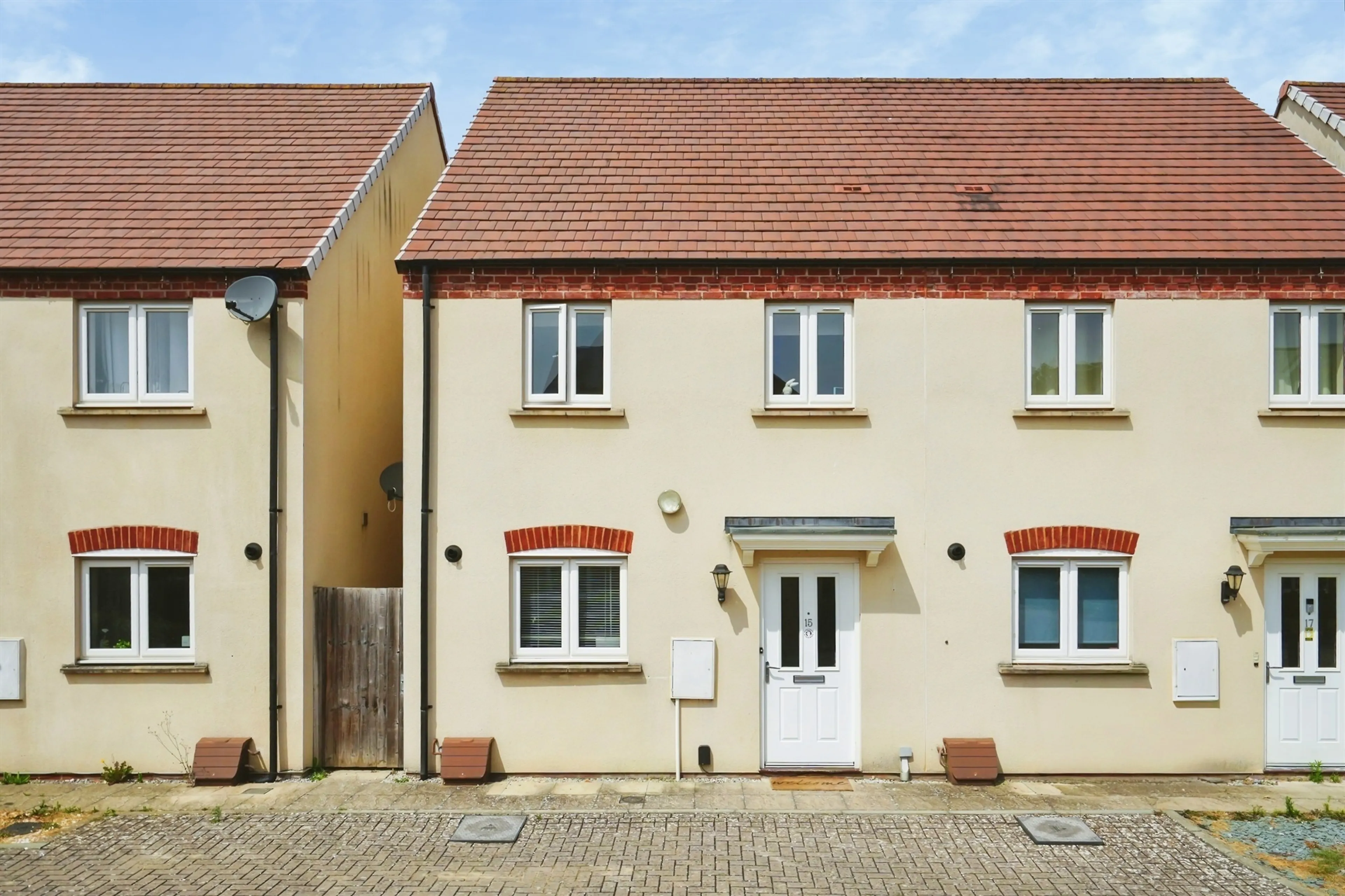 Property photo 0