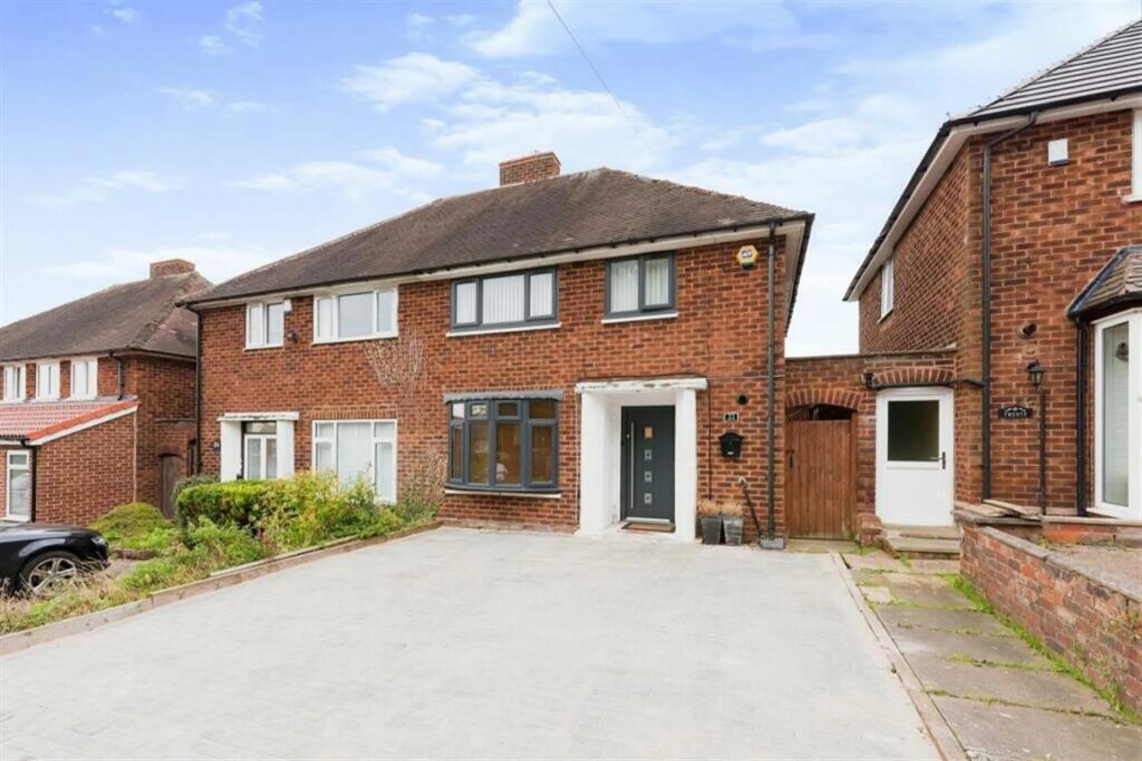 Property photo 0