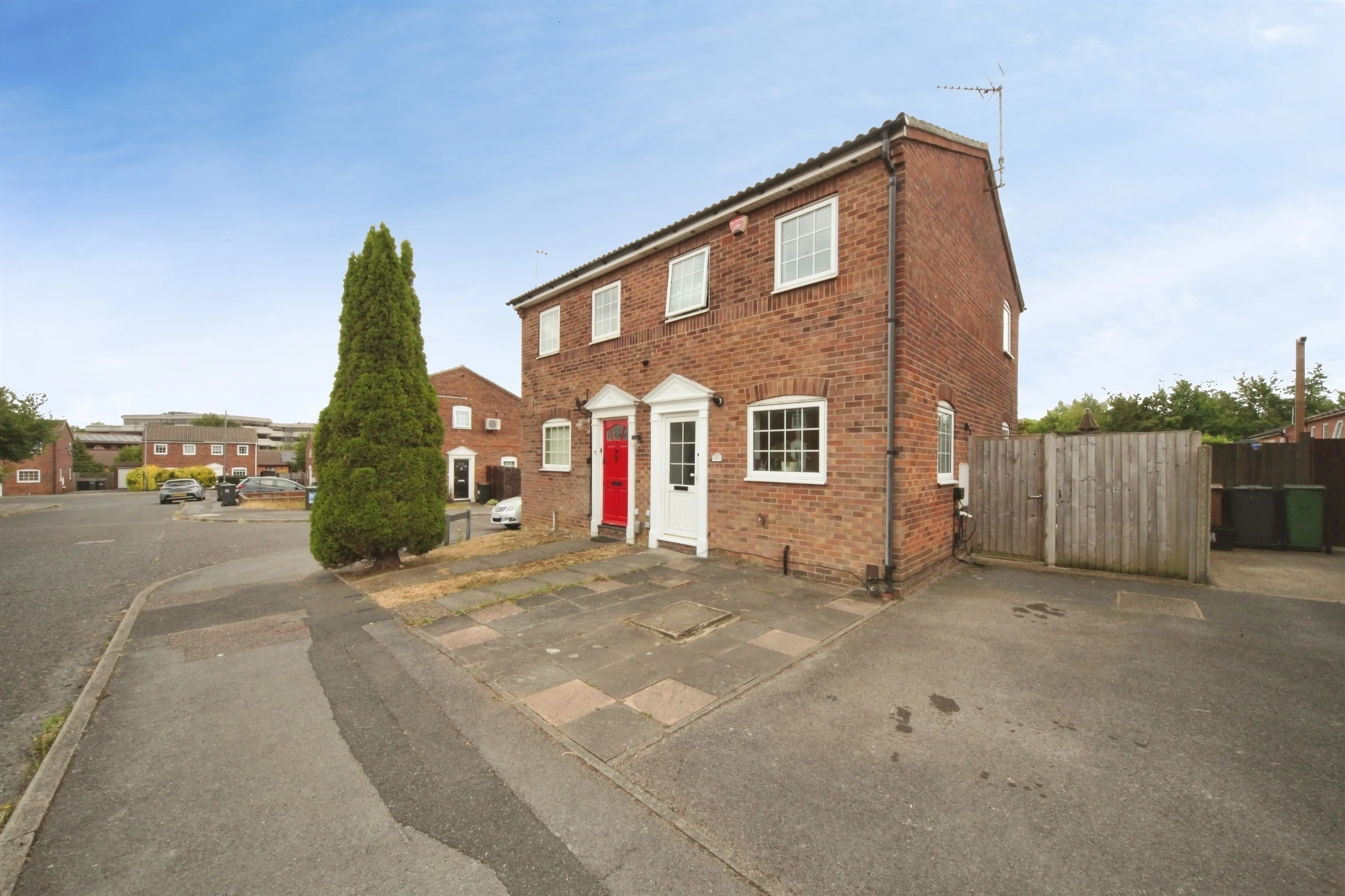Property photo 0