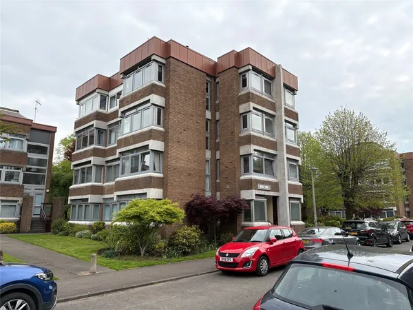 Lethington Avenue, Glasgow, Glasgow C...