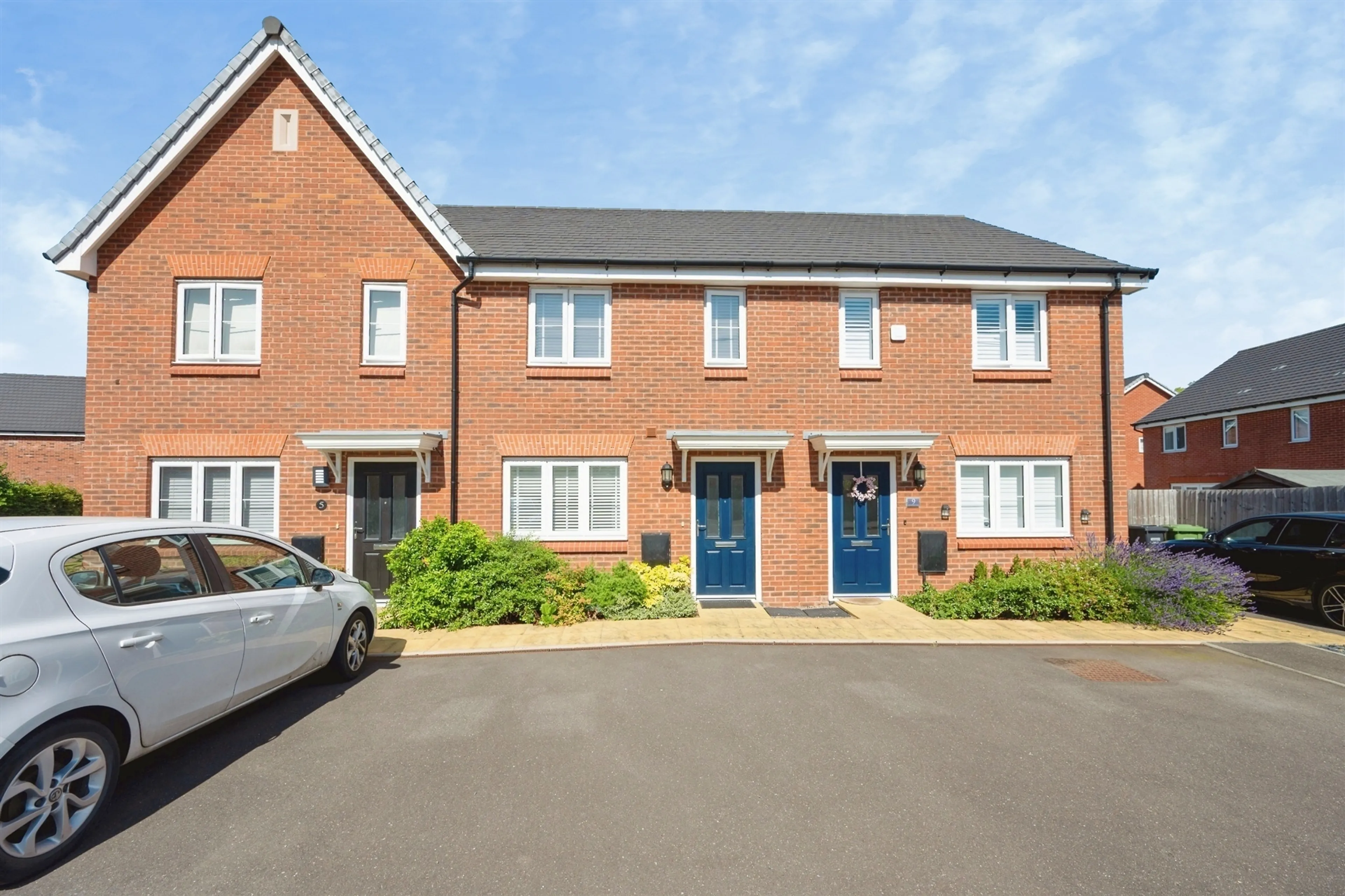 Property photo 0