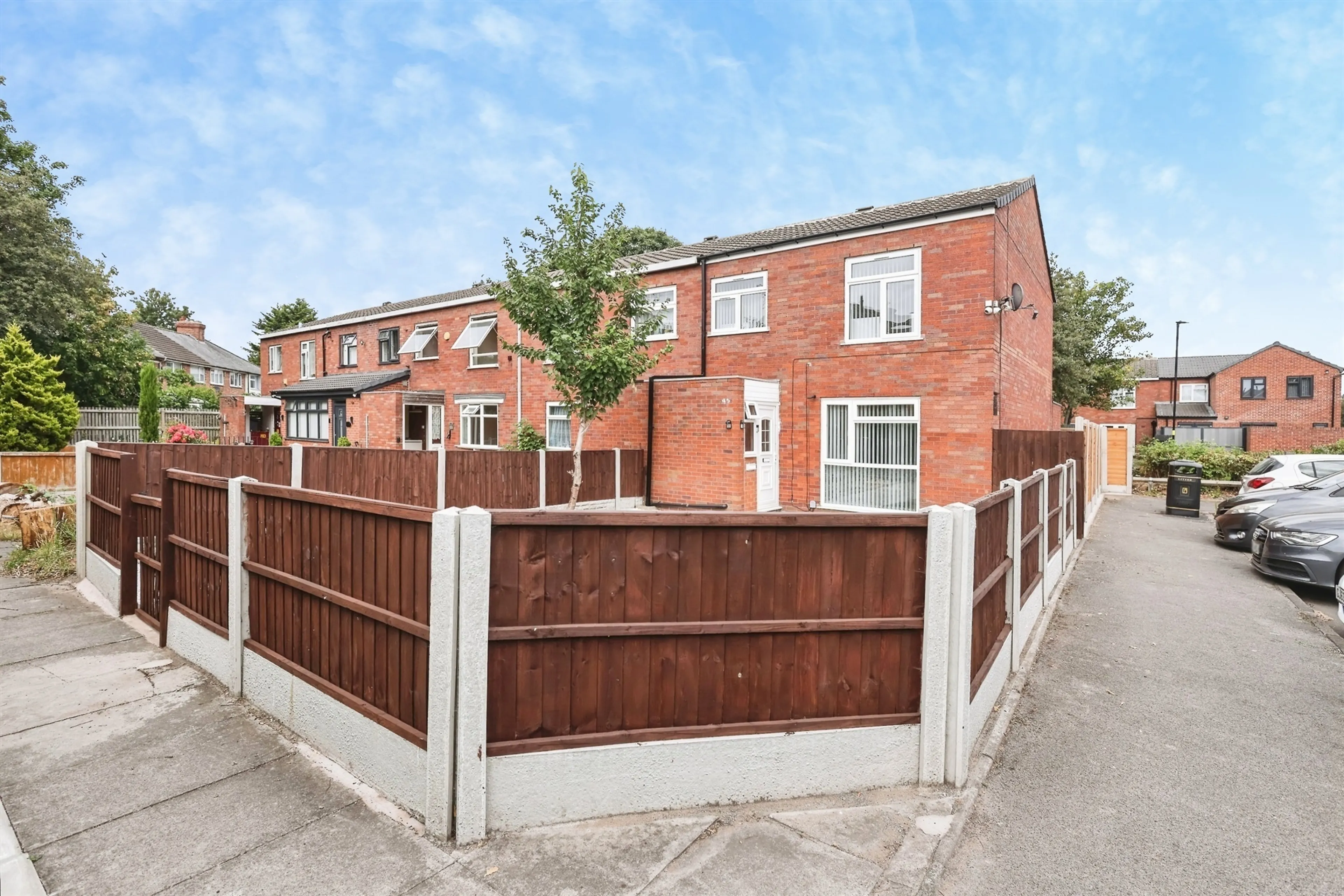 Property photo 0