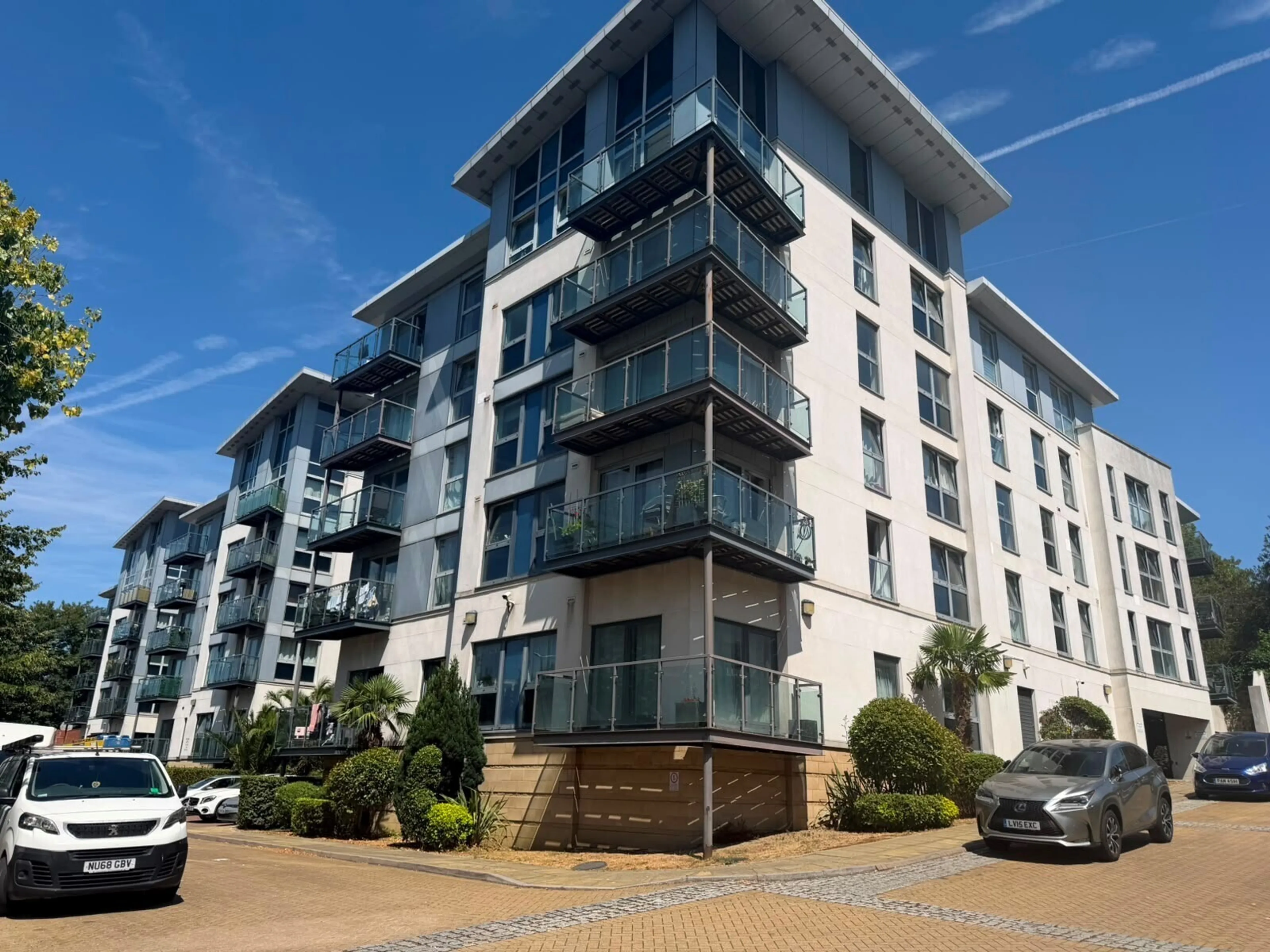 Property photo 0