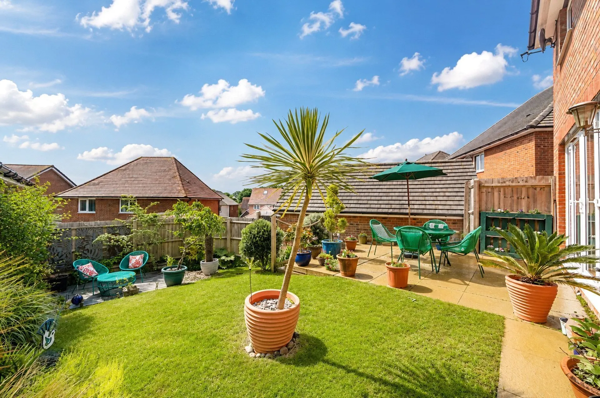 Property photo top 1