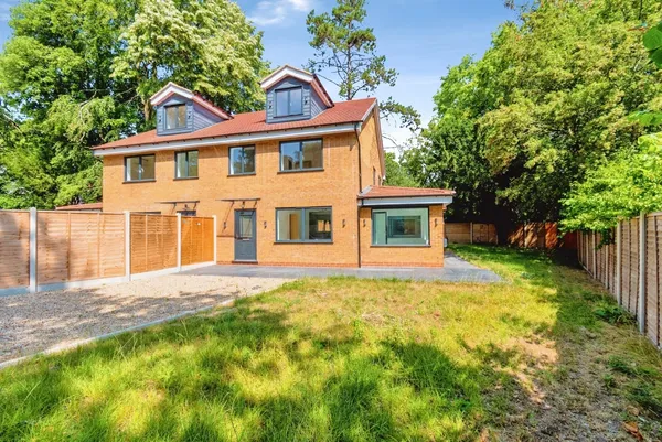 North Hill Close, Winchester, Hampshi...